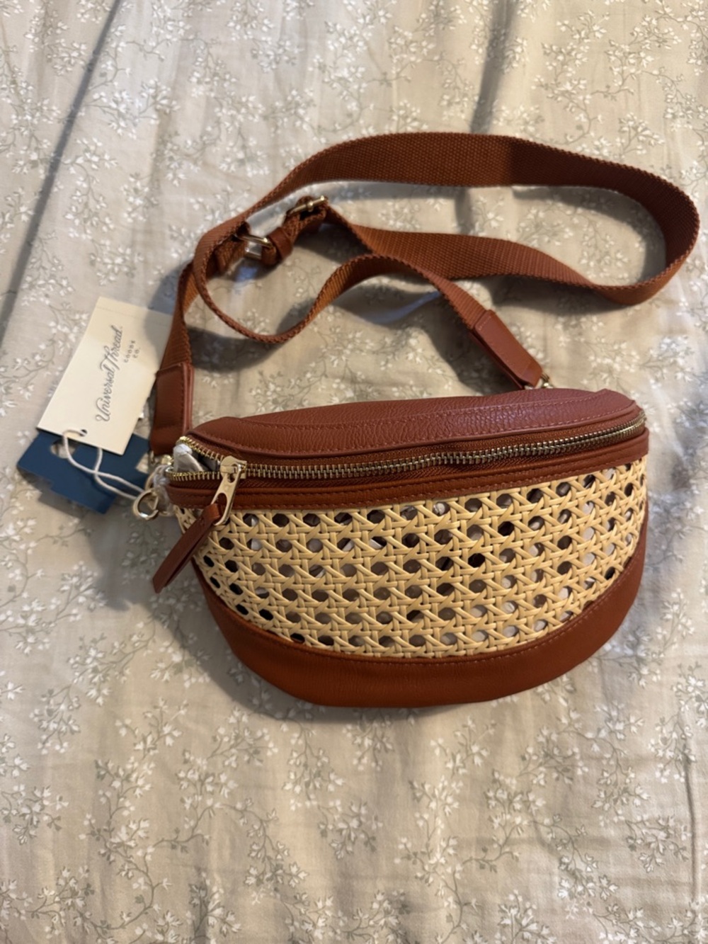 NWT Universal Thread Brown and Natural Woven Crossbody Belt Bag